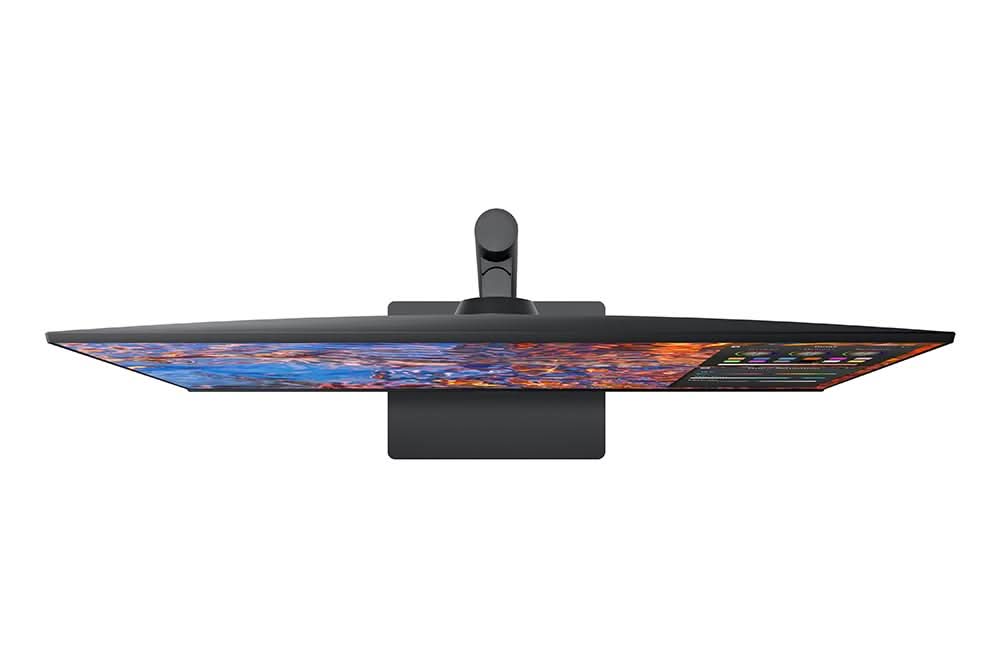 SAMSUNG 32 INCH LS32B800PXW UHD IPS 98% DCI-P3 MONITOR WITH USB TYPE-C – TechCure India