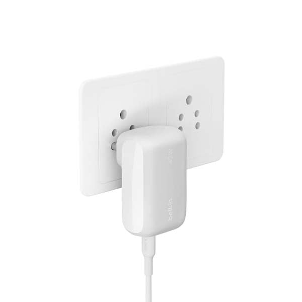 Belkin BoostCharge 42W Dual Port Wall Charger, USB-C + USB-A Charger Fast Charging for iPhone 16, 16 Plus, 16 Pro, 16 Pro Max, iPhone 15, Galaxy S24, Plus, Ultra, iPad, Pixel, AirPods & More - White – TechCure India