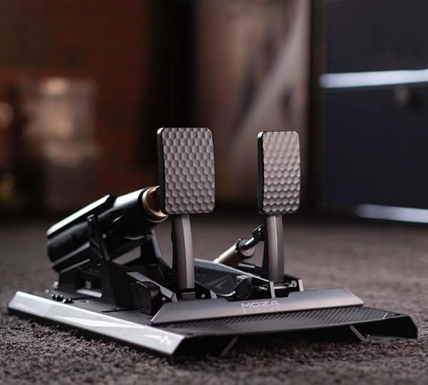 MOZA mBooster Active Pedal Set with CRP2 Throttle, Dual 200kg Load Cell, Active Force Feedback, Aluminum Alloy and Carbon Fiber – TechCure India
