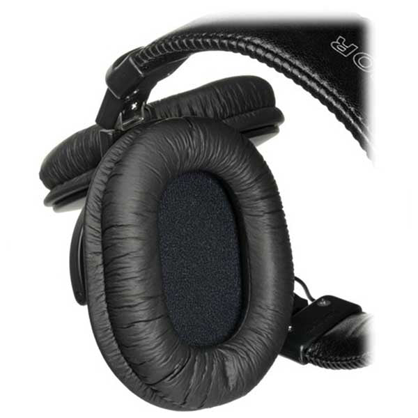 Sony MDR-7506 Professional Wired On Ear Headphones (Black) – TechCure India