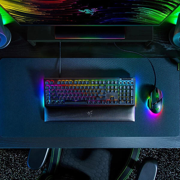 RAZER BlackWidow V4 RGB Mechanical Full Size Wired Gaming Keyboard ( Green Switch ) - 2