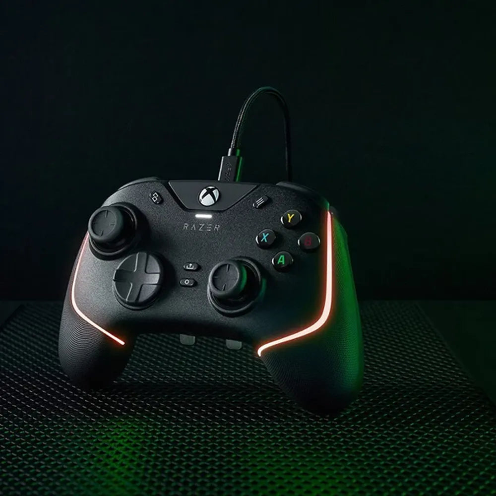 Razer Wolverine V2 Chroma Gamepad For Xbox Series - 2